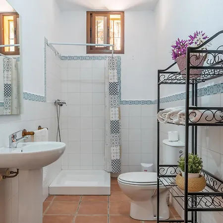 La Casa Del Abuelo Holiday home Cullar Vega